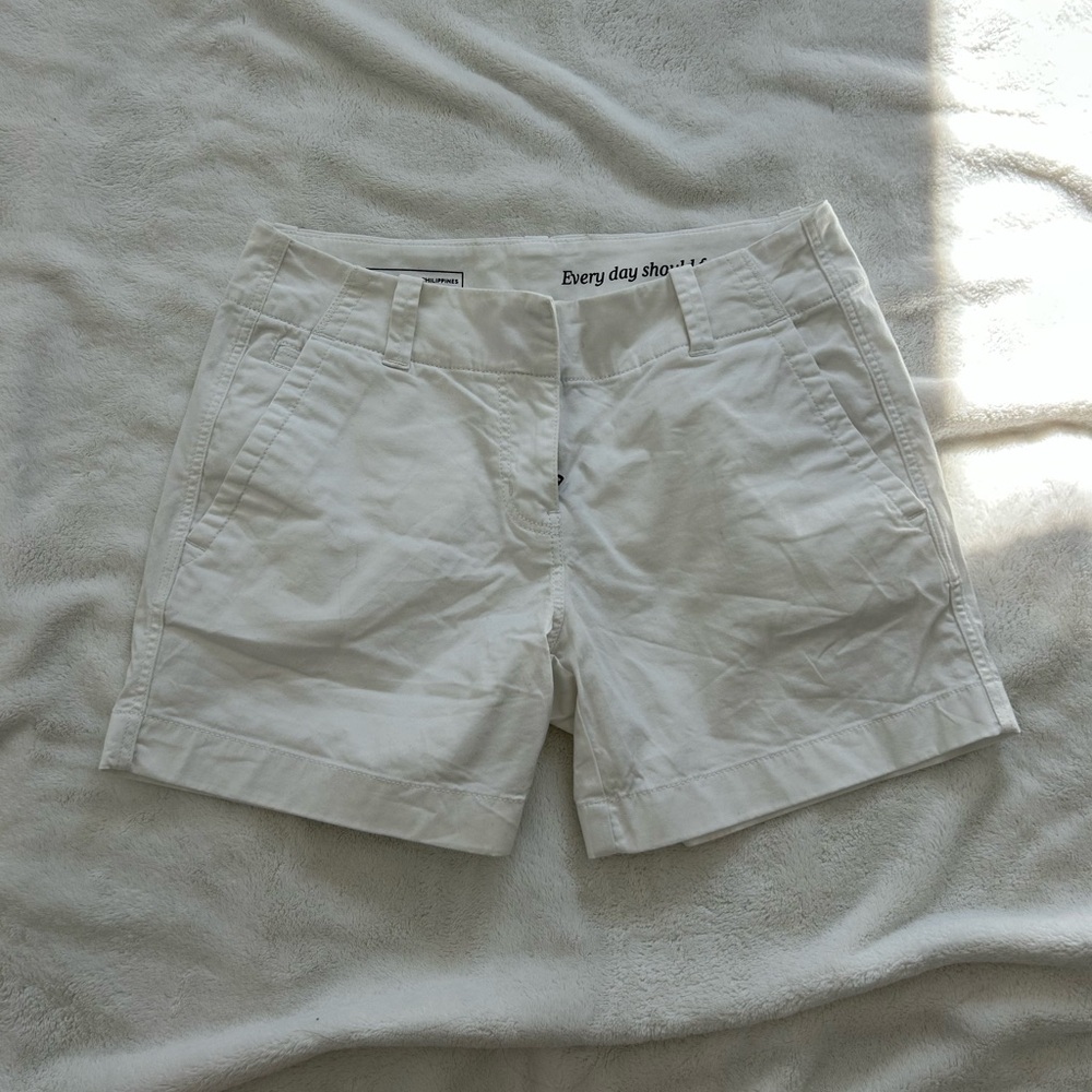Vineyard Vines Every Day Short